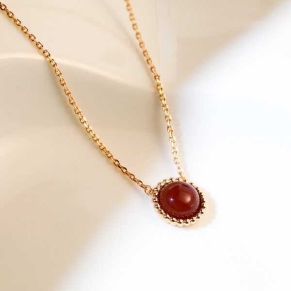 ラウンドビーズ×天然ストーン ネックレス｜カーネリアン／マラカイト｜Van Cleef & Arpels Perléeスタイル - 画像 (7)