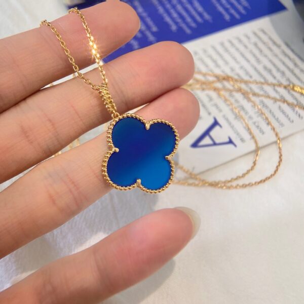 ブルーアゲート ワンモチーフ ロングネックレス｜ローズゴールド／イエローゴールド｜Van Cleef & Arpels Magic Alhambraスタイル - 画像 (9)